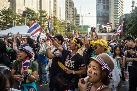 Bangkok Shutdown: A Political Drama Encapsulated in Protests and Negotiations